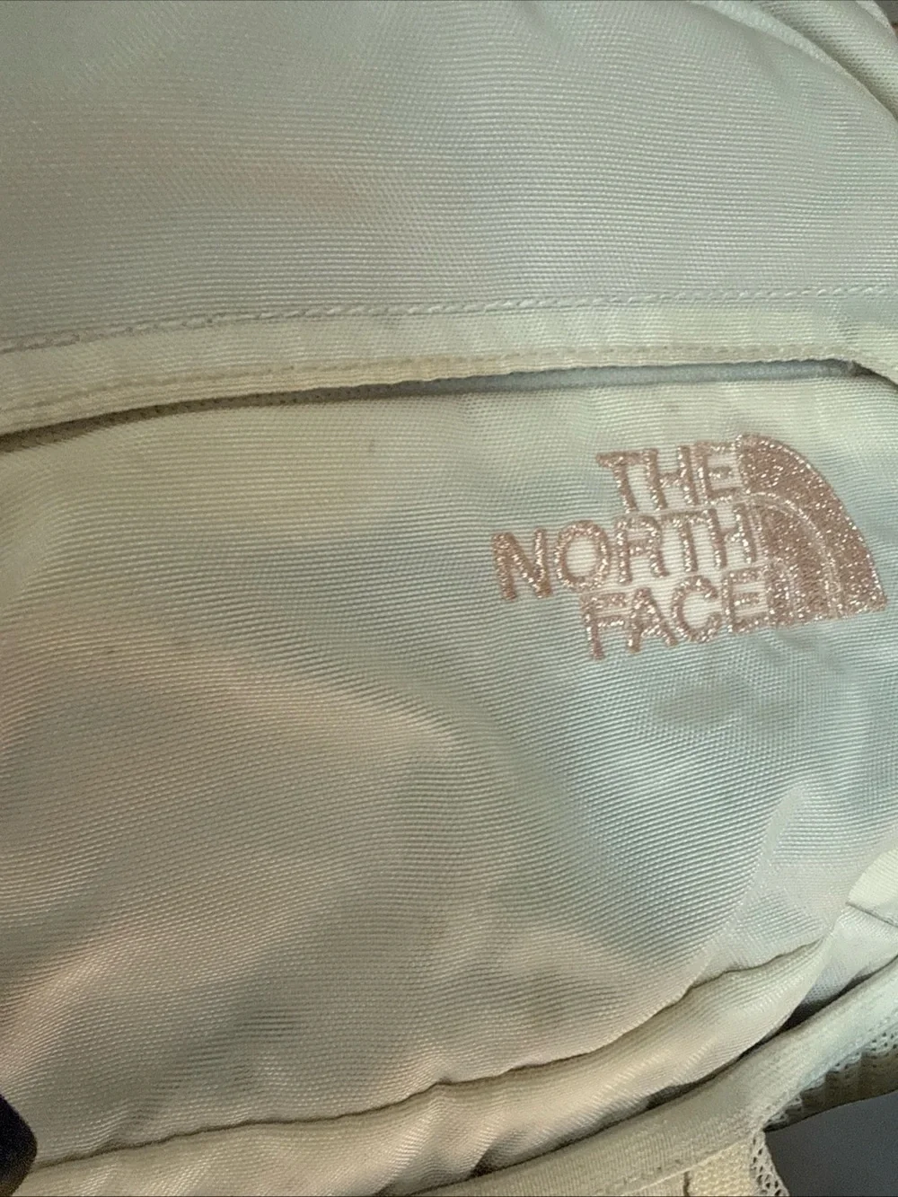 North Face Recon Luxe Women’s Backpack!  cream w/ rose gold metallic accents
